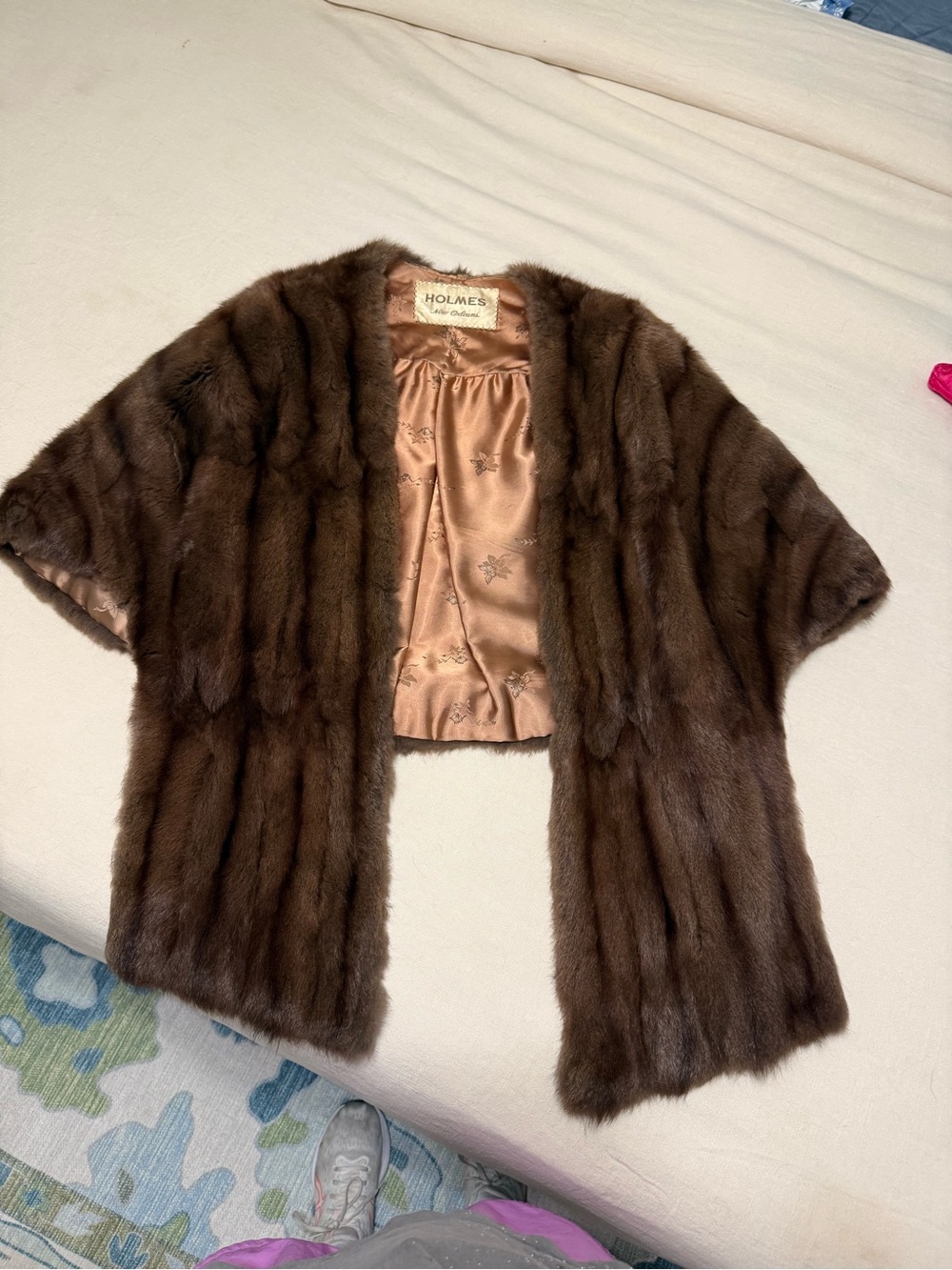 Holmes New Orleans Vintage Genuine Mink Fur Stole Wrap l brown